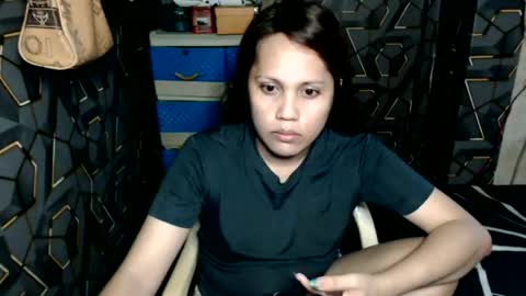 yumi online show from June 15, 10:06 am