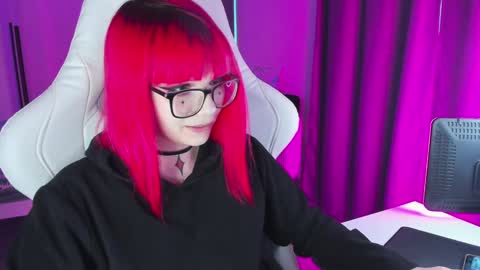 Yumi 3 online show from December 2, 7:25 am