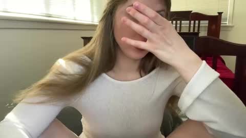 Snapshot of yumiandwolf chatting on February 6, 9:51 pm yumiandwolf online show from February 6, 9:51 pm