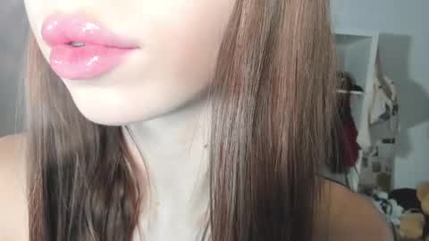 Snapshot of yumm__ chatting on December 25, 7:24 am Im away next stream September 10 at 1400 Moscow time online show from December 25, 7:24 am