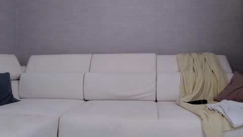 Snapshot of yummy_blonde chatting on January 29, 11:09 am you babe online show from January 29, 11:09 am