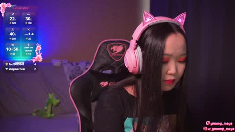 Snapshot of yummy_maya chatting on December 4, 9:29 am Chimi online show from December 4, 9:29 am