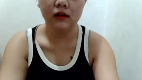 Snapshot of yummy_tits23xx chatting on August 9, 12:56 am yummy_tits23xx online show from August 9, 12:56 am
