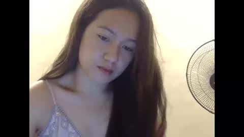 Snapshot of yummyclaya chatting on October 13, 11:32 am yummyclaya online show from October 13, 11:32 am