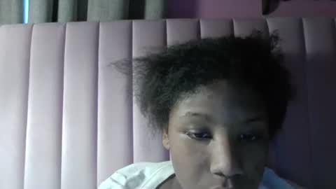 Snapshot of yummygirl659346 chatting on August 2, 9:35 pm yummygirl659346 online show from August 2, 9:35 pm