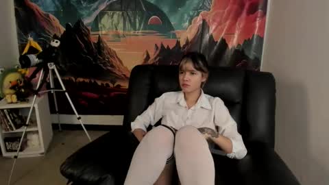 Yuna online show from April 2, 3:09 pm