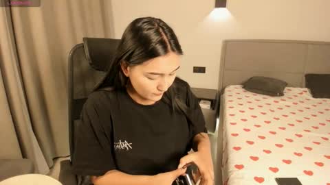 Yuna online show from November 6, 7:15 pm