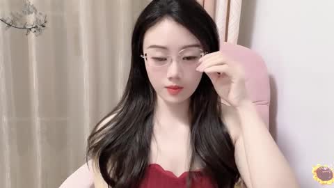 YunEr online show from December 15, 2:37 pm