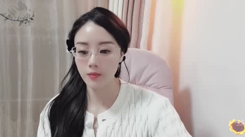 YunEr online show from December 17, 2:33 pm