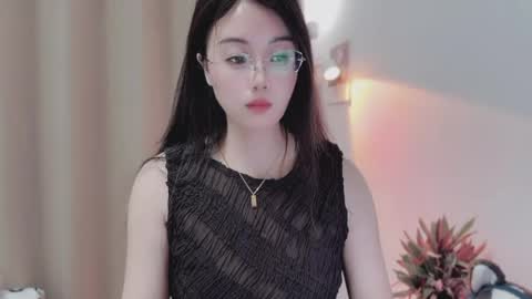 Snapshot of yuner0715 chatting on May 16, 1:54 pm YunEr online show from May 16, 1:54 pm