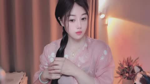 Snapshot of yuner0715 chatting on May 18, 5:13 am YunEr online show from May 18, 5:13 am