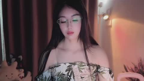 Snapshot of yuner0715 chatting on June 6, 3:00 am YunEr online show from June 6, 3:00 am