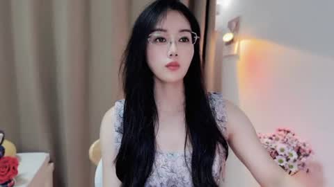 Snapshot of yuner0715 chatting on June 24, 3:55 pm YunEr online show from June 24, 3:55 pm