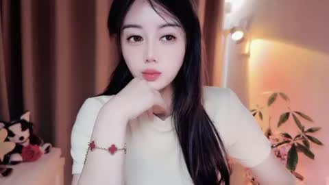 Snapshot of yuner0715 chatting on June 27, 3:44 am YunEr online show from June 27, 3:44 am