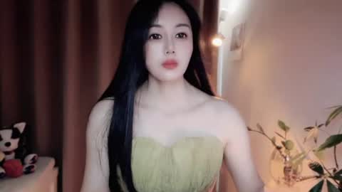 Snapshot of yuner0715 chatting on June 28, 2:06 am YunEr online show from June 28, 2:06 am