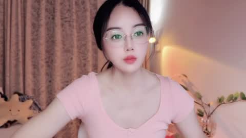 Snapshot of yuner0715 chatting on July 5, 12:34 pm YunEr online show from July 5, 12:34 pm