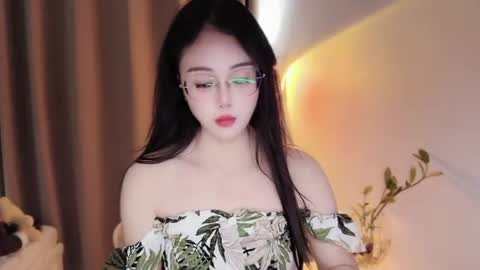 Snapshot of yuner0715 chatting on July 24, 4:43 am YunEr online show from July 24, 4:43 am