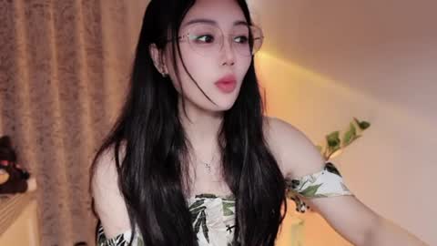 Snapshot of yuner0715 chatting on July 30, 3:44 pm YunEr online show from July 30, 3:44 pm