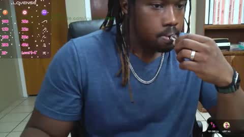 Snapshot of yungbbcbro chatting on May 16, 4:31 am Octavian online show from May 16, 4:31 am