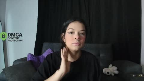 Snapshot of yungelitamor_ chatting on May 9, 5:01 am ELITA online show from May 9, 5:01 am