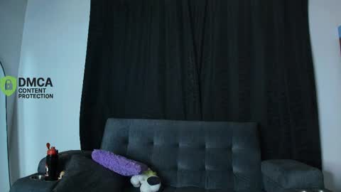 Snapshot of yungelitamor_ chatting on May 25, 4:40 am ELITA online show from May 25, 4:40 am