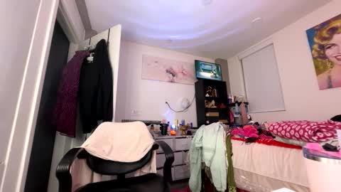 BbyTSSLut online show from January 19, 5:11 am