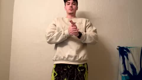 yungstudbev online show from December 28, 1:29 am