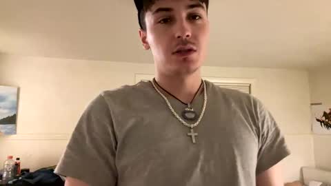 yungstudbev online show from January 6, 10:24 am