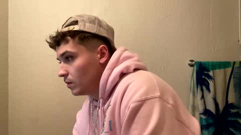 yungstudbev online show from February 18, 4:58 am