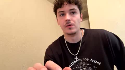 yungstudbev online show from October 10, 7:35 pm