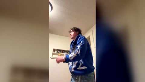 yungstudbev online show from March 13, 3:46 am