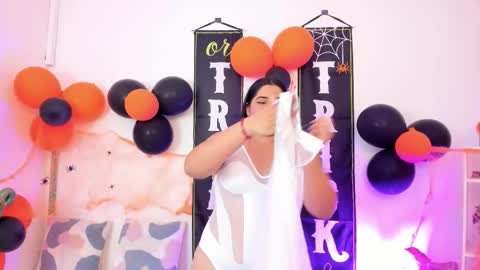 Snapshot of yunna7 chatting on October 31, 11:11 am Yunna online show from October 31, 11:11 am