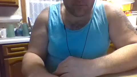 yupthatshim online show from January 1, 8:24 am