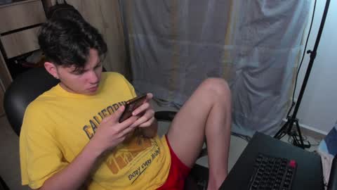 yurii_moody online show from December 13, 1:15 am