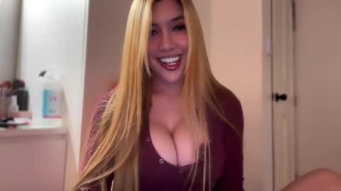 GODDESS SOFIA online show from May 4, 12:28 am