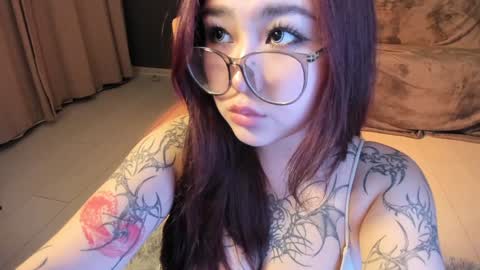 Hi My name Yuriko online show from January 24, 2:51 pm