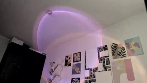 Snapshot of yury_sun chatting on May 12, 2:19 am paola online show from May 12, 2:19 am
