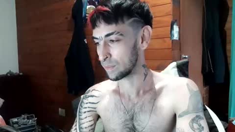 Yuumi online show from December 14, 11:53 pm