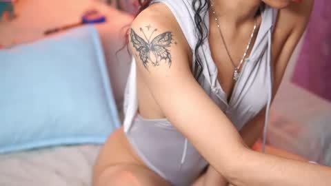 Yuyi Cam online show from October 26, 2:06 am