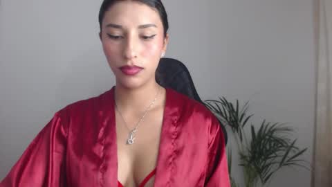 yuzii Im new to these pages so I hope you guys are kind to me. online show from December 20, 11:34 pm