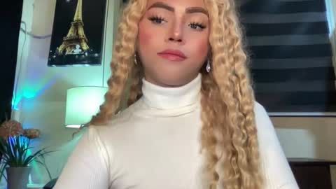 Miss Cali online show from October 12, 7:57 pm