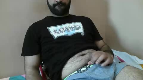 Snapshot of yxxtxxdentyk chatting on May 15, 5:25 am Bi BearXXX online show from May 15, 5:25 am