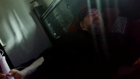 Snapshot of z0rl0c chatting on June 10, 7:02 pm Z0RL0C online show from June 10, 7:02 pm