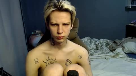 Snapshot of zaaaaaaaaaaaaaaaap chatting on December 7, 9:17 am Toshka online show from December 7, 9:17 am