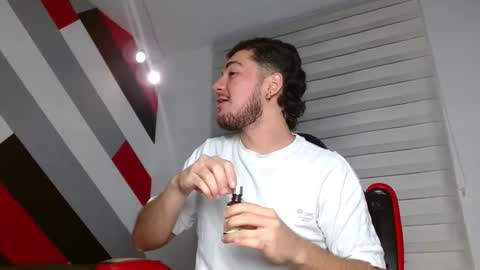 Zack  online show from January 19, 11:36 am