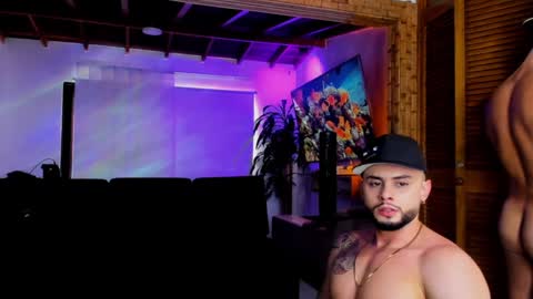 Snapshot of zac_levis chatting on December 11, 5:26 pm Zac Jhordan online show from December 11, 5:26 pm