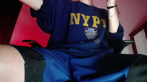 Snapshot of zac_watson chatting on April 26, 12:19 am Zac Freelance model online show from April 26, 12:19 am