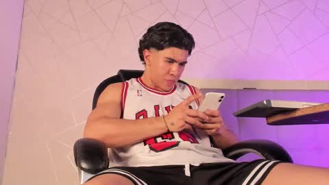 zack conor online show from February 25, 11:03 pm