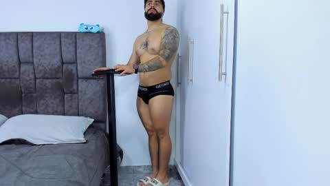 Snapshot of zack_froone chatting on September 10, 12:49 pm Richard online show from September 10, 12:49 pm