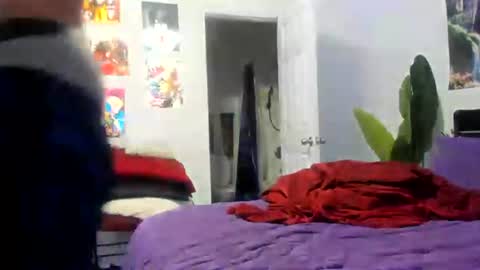 Snapshot of zack_piphermax chatting on June 19, 8:29 am Zack Pipher online show from June 19, 8:29 am